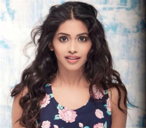  Anjali Patil: Professional Milestones and Accolades 