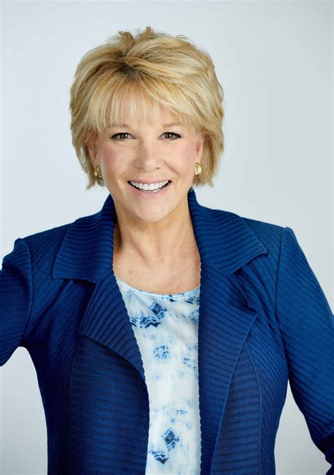  Joan Lunden's Rise to Fame 