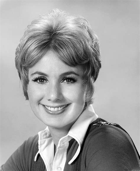  Revealing Shirley Jones' impressive fortune 