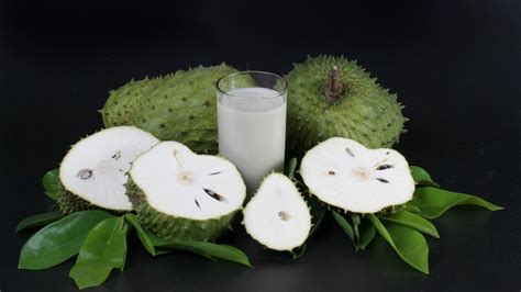 A Feast for the Senses: Experiencing the Unique Flavors of Soursop Fruit