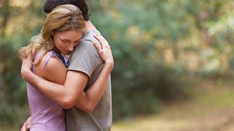 A Reflection of Intimacy: Understanding the Role of Hugs in Personal Relationships