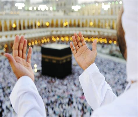 A Spiritual Pilgrimage: Rituals and Prayers during the Sacred Journey of Umrah