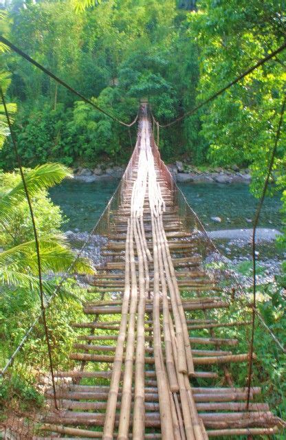 A thrilling adventure: Walking on the Bamboo Bridge