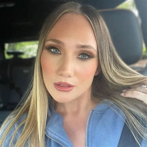 AJ Applegate Biography Age Height Net Worth