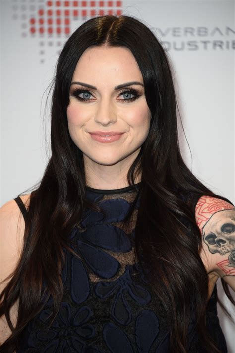 About Amy Macdonald