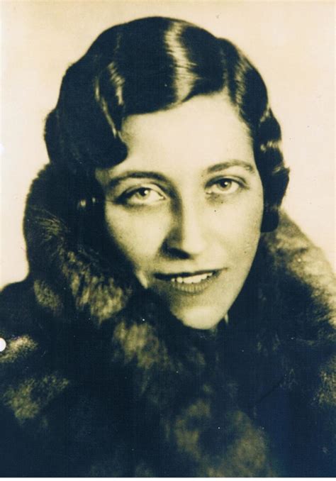 Age and Date of Birth of Amy Johnson