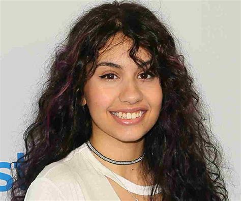 Alessia Cara Biography