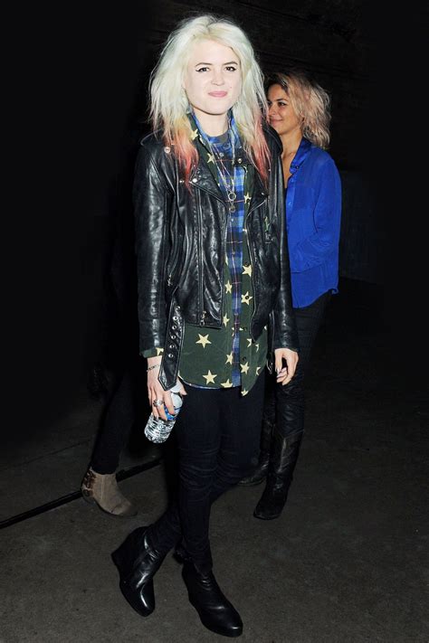 Alison Mosshart's Fashion and Style