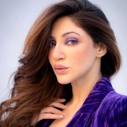 All About Reyhna Malhotra: Age, Height, Net Worth