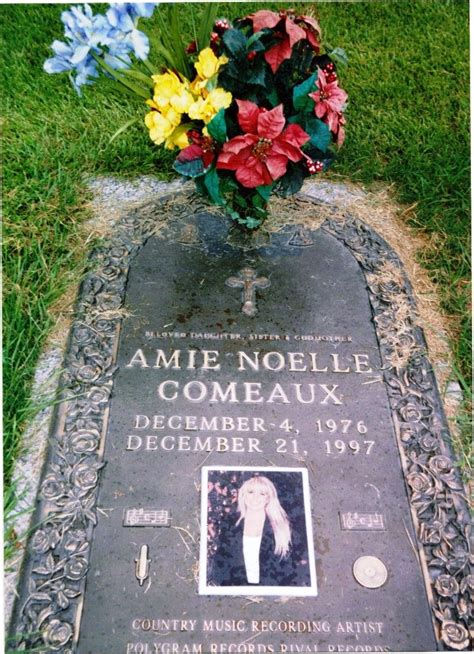 Amie Comeaux's Contributions to the Music Industry