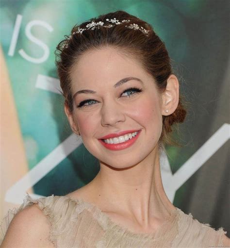 Analeigh Tipton Bio