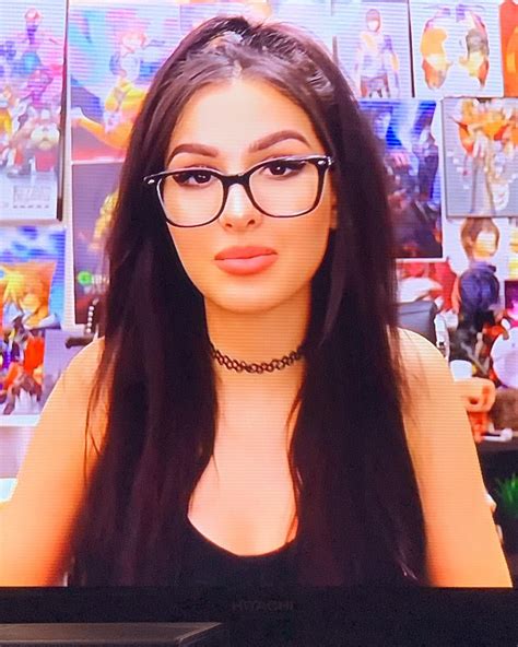 Analyzing SSSniperWolf's Impact on the Gaming and YouTube Community