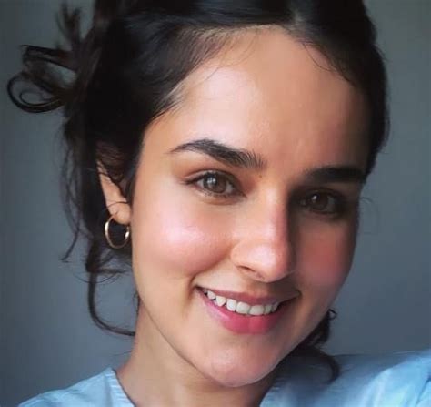 Angira Dhar's Early Life and Education