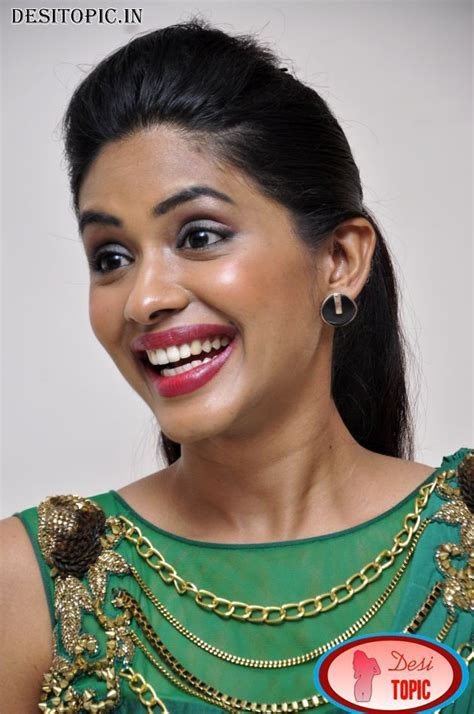 Anjali Patil's Beauty and Fashion Style