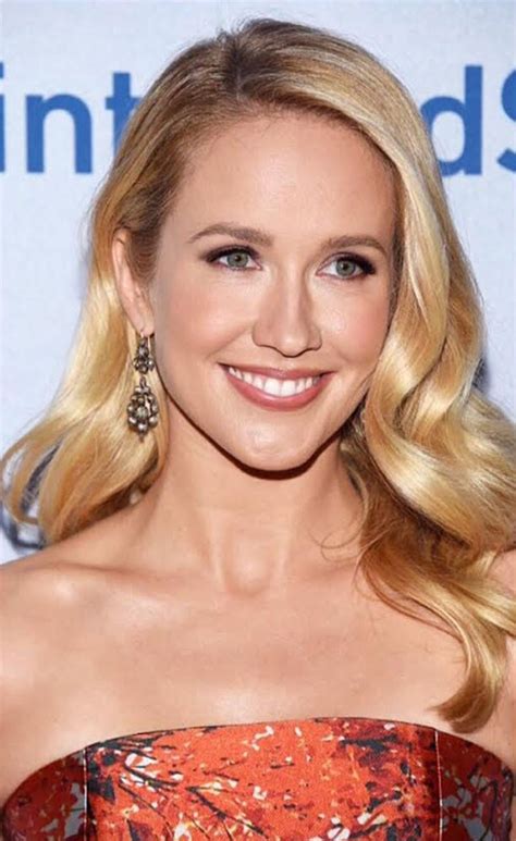 Anna Camp: From Broadway to Hollywood Star