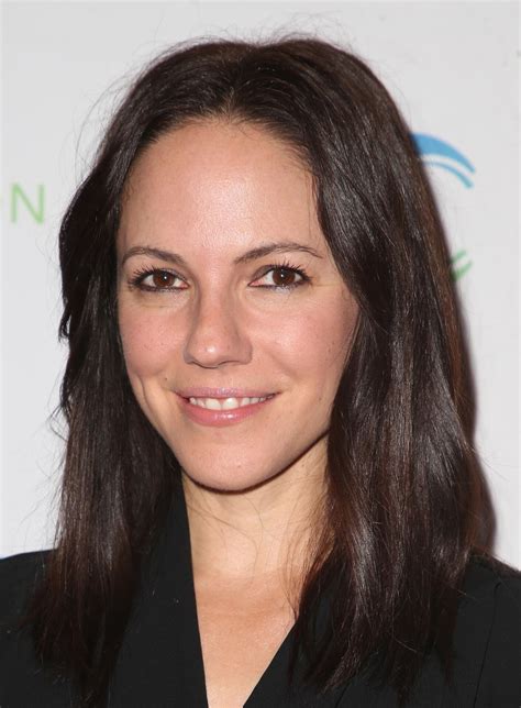 Anna Silk's Philanthropic Work