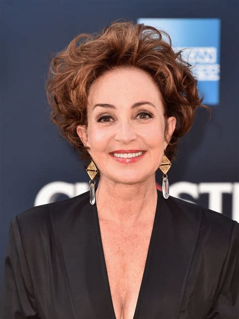 Annie Potts Biography