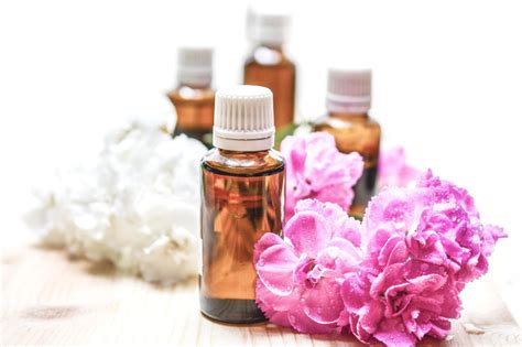 Aromatherapy in a Bottle: Exploring the Healing Properties of Fragrances