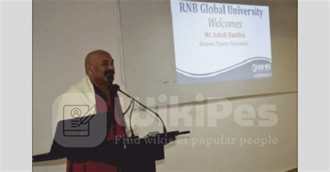 Ashok Banthia's Educational Background and Achievements