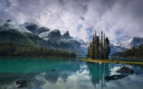 Astonishing Panoramas: Gazing upon the World from a Different Perspective