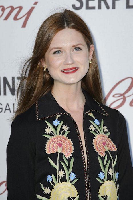 Bonnie Wright Age and Height