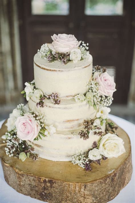 Budget-Friendly Wedding Cakes: Stylish Savings Made Simple