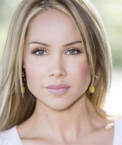 Candice Hillebrand: A Rising Star’s Biography