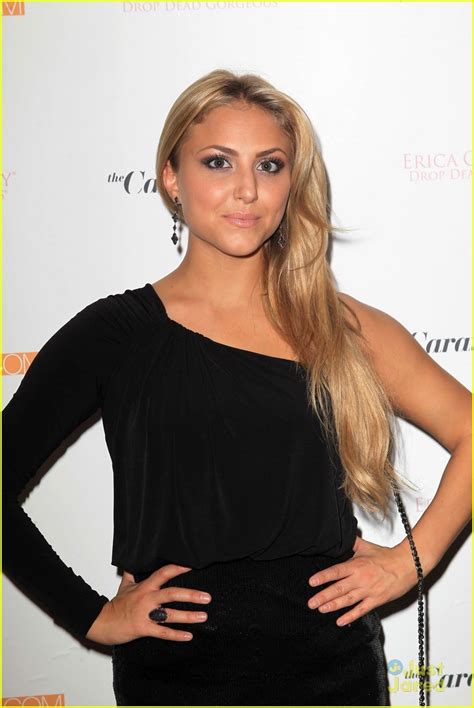 Cassie Scerbo's Figure: Fitness and Diet