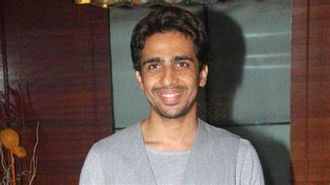 Comparing Gulshan Devaiah's Career to Other Bollywood Actors