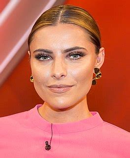 Comparing Sophia Thomalla to other Famous Personalities