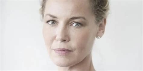 Connie Nielsen Personal Life