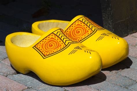 Cultural Perspectives on Worn-out Footwear in Reveries