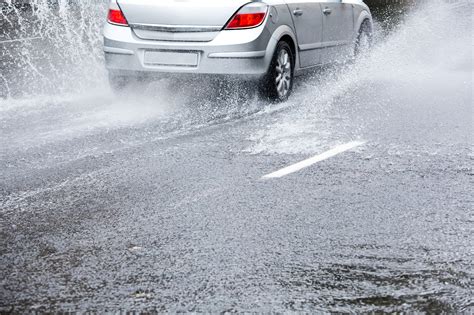 Danger Lurking: Unveiling the Risks of Wet Weather Driving