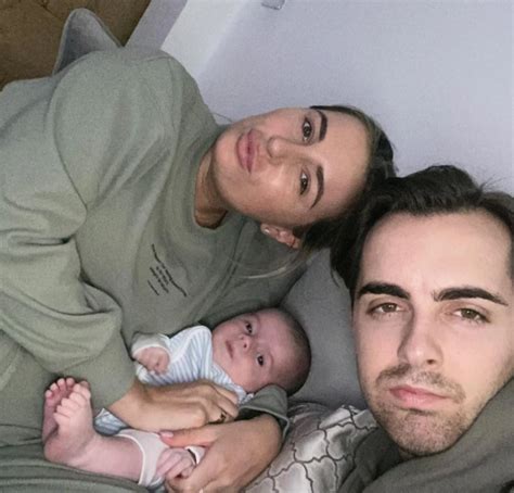 Dani Dyer: Early Life and Family