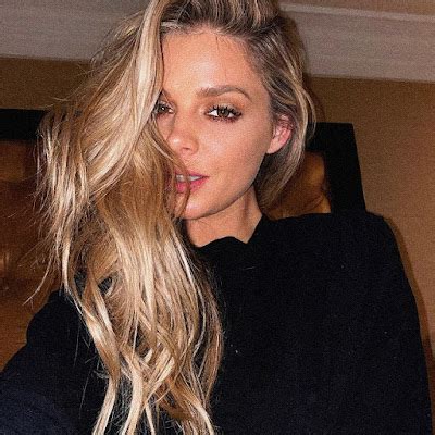 Danielle Knudson: Physical Features and Measurements