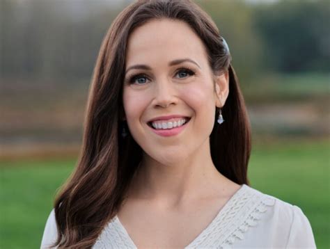 Discover the Height of Erin Krakow