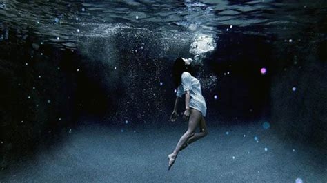 Diving Into the Depths: The Symbolism of Water in Dreams