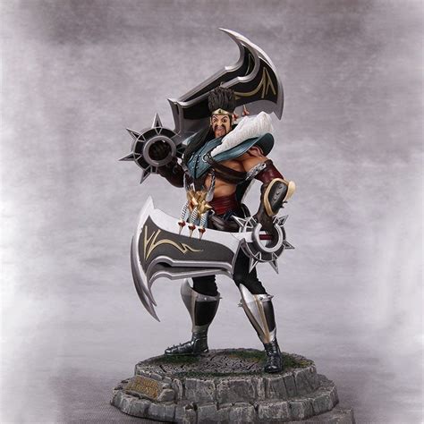 Draven Star's Figure