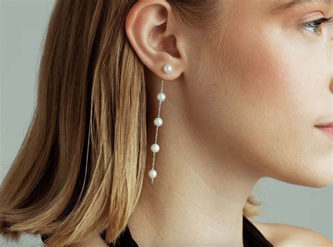 Dreaming of Dazzling Long Earrings: Sparking Jewelry Trends