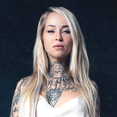 Early Days and Childhood of Sara Fabel