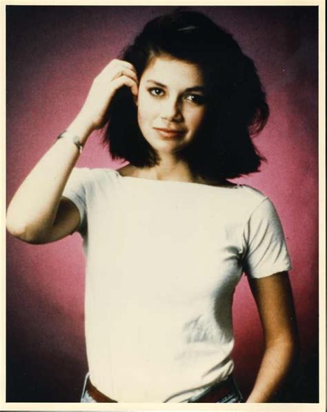 Early Days and Educational Background of Justine Bateman