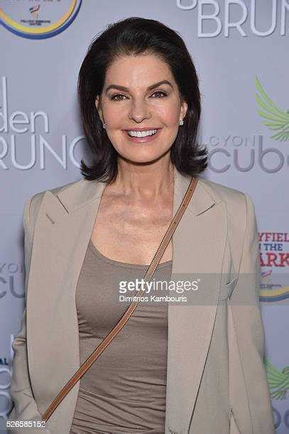 Early Life and Childhood of Sela Ann Ward