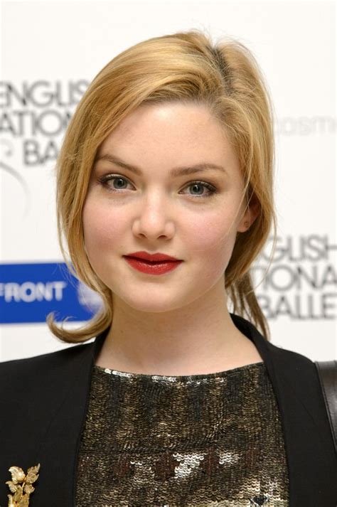 Early Life of Holliday Grainger