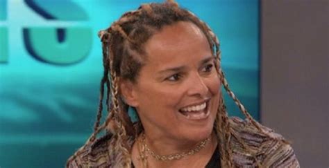 Early Life of Shari Belafonte