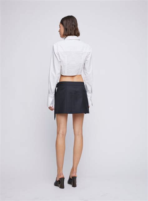 Embrace the Versatility of Mini Skirts: Styling Tips for Every Occasion