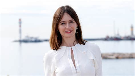 Emily Mortimer's Financial Status and Personal Life Insights