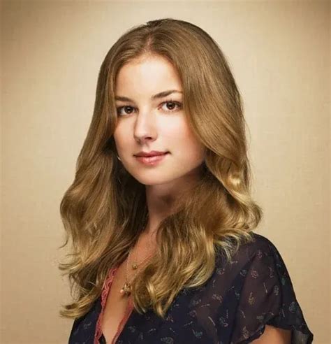 Emily VanCamp: Early Life and Career Beginnings