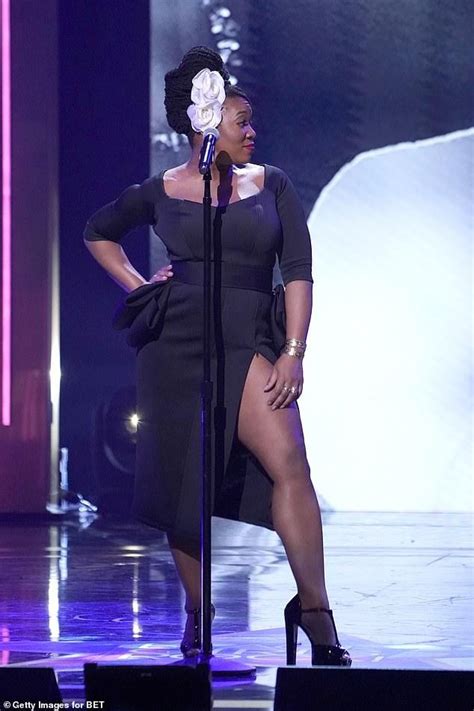 Explore India Arie's Physique and Fashion Sense