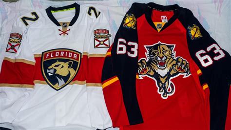 Exploring Authentic vs. Replica Jerseys: Which One to Choose?