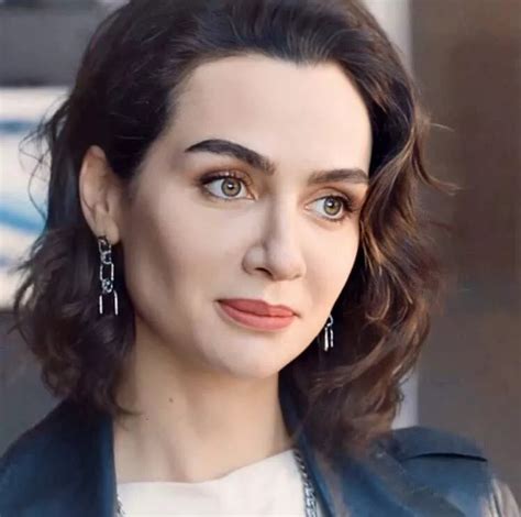 Exploring Birce Akalay's Physical Attributes